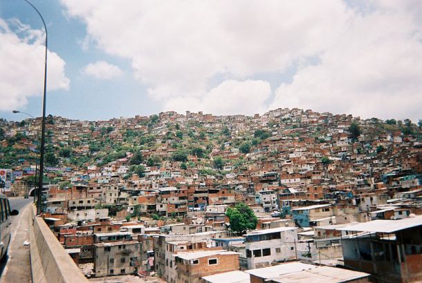 Barrios in Caracas (quelle: wikipedia.de)